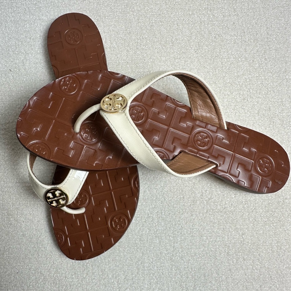 Tory Burch Sandal | Thora Logo Thong Sandal with Cream Straps Size 6M
